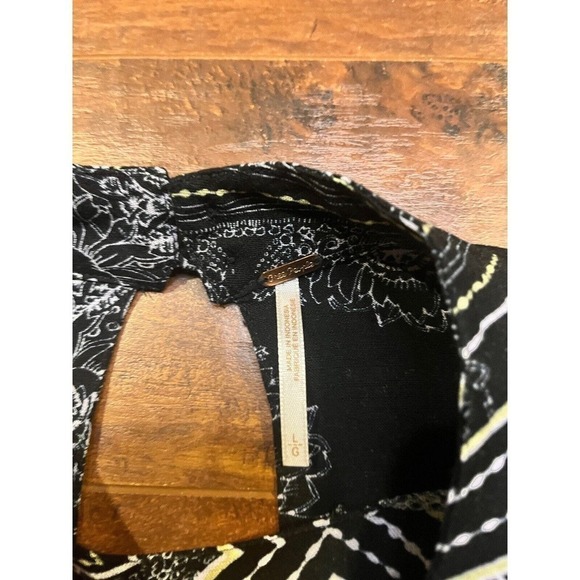 Free People Walking On A Dream Tunic Shirt Black Size Large Boho Long Sleeve - Picture 2 of 8